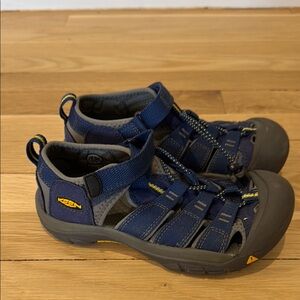 Keen Blue Newport H2 EUC
